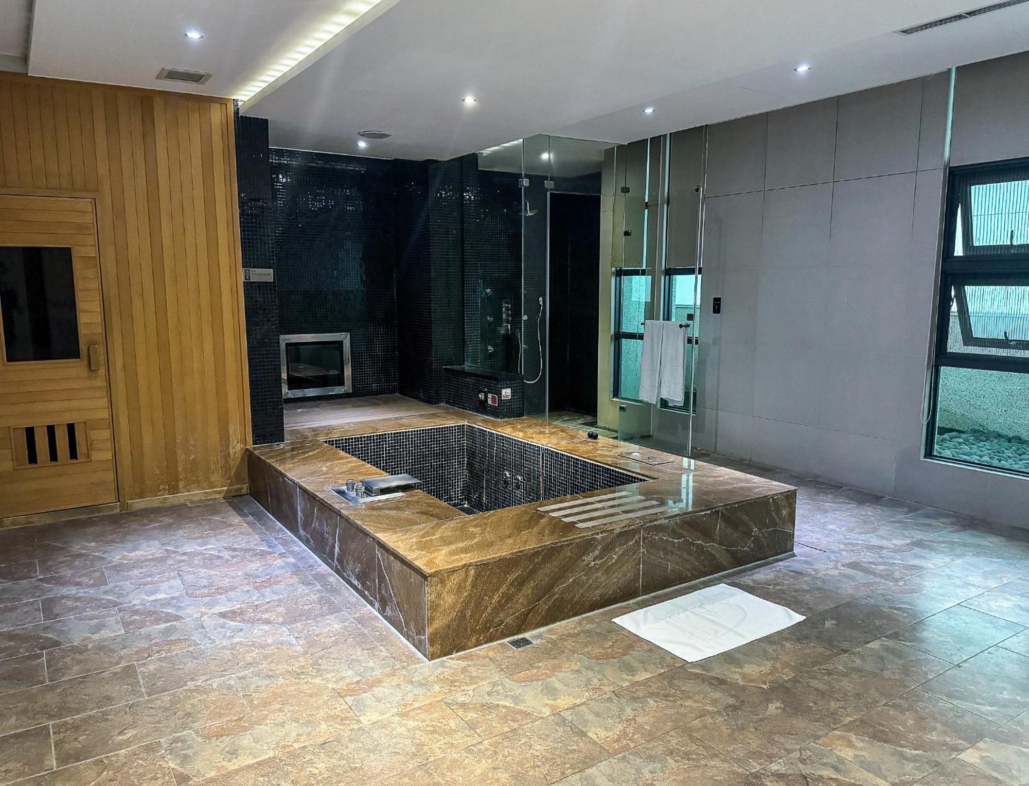 All-Ur Boutique Motel - Taichung Branch Exteriér fotografie