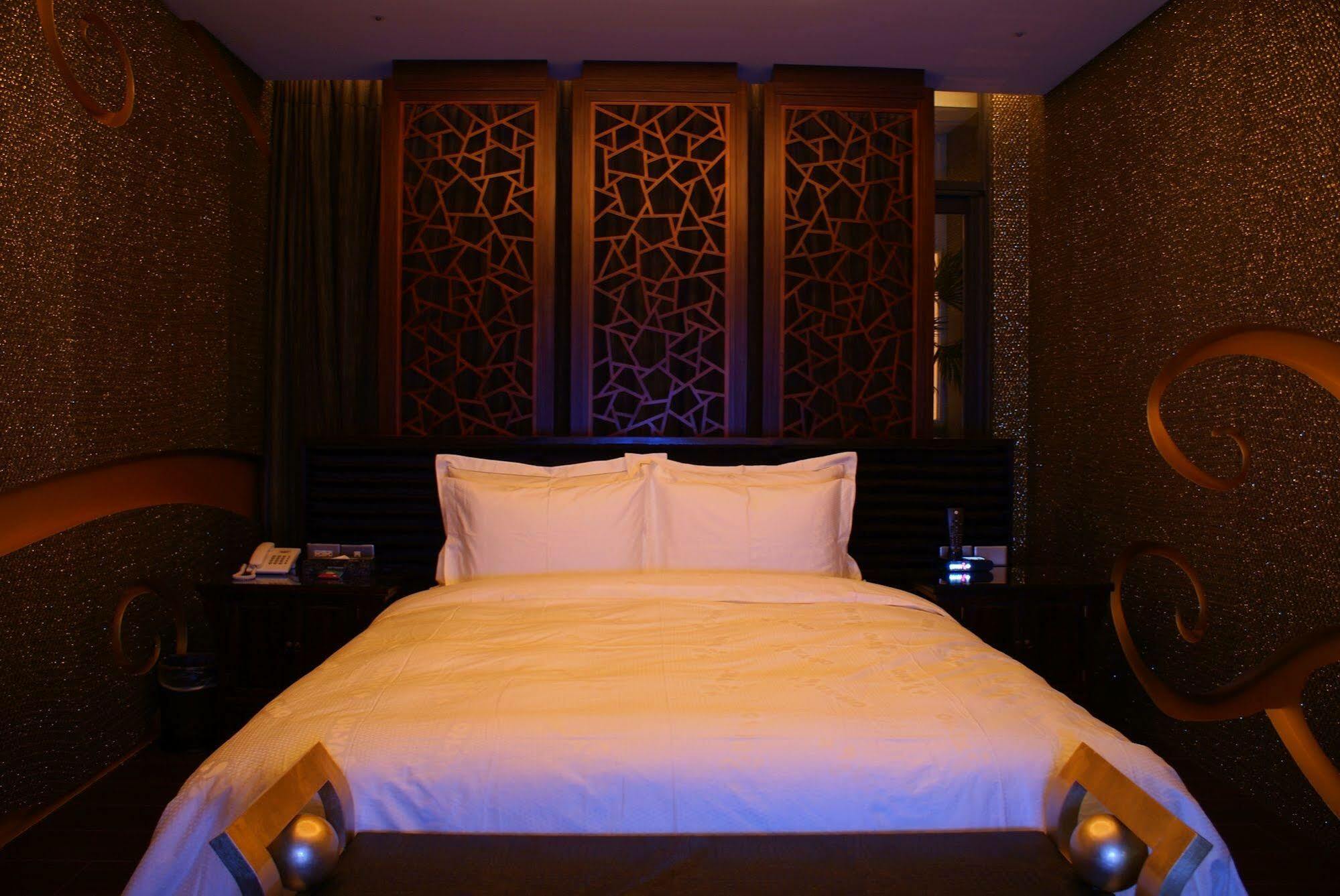 All-Ur Boutique Motel - Taichung Branch Exteriér fotografie
