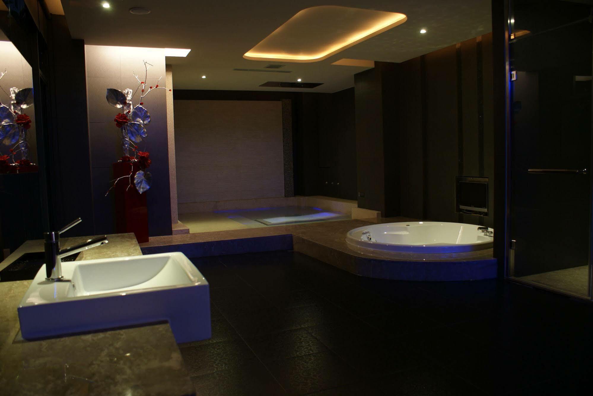 All-Ur Boutique Motel - Taichung Branch Exteriér fotografie